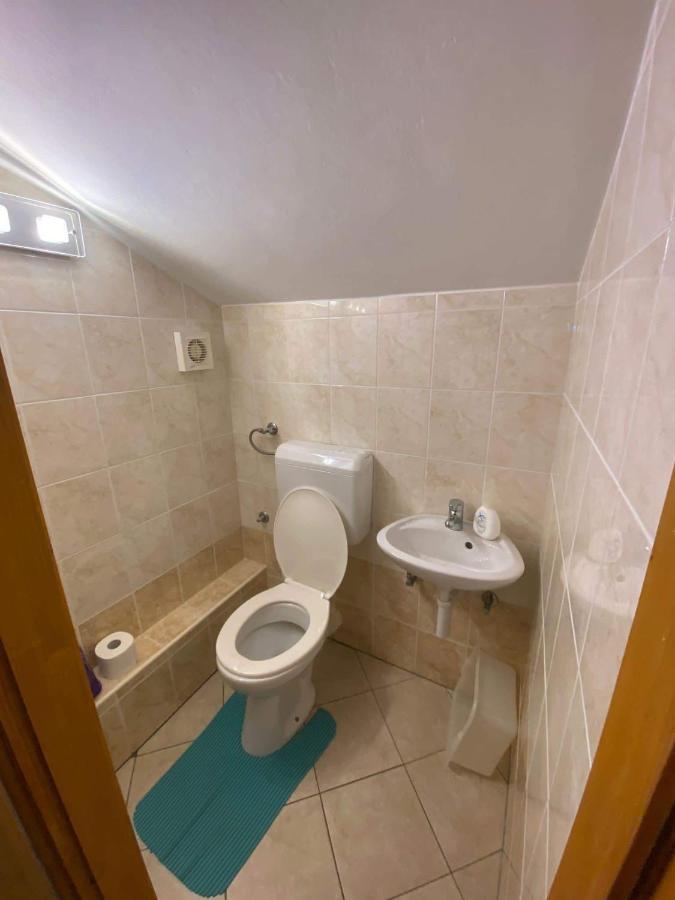 Apartmani Biserka Пунат Екстериор снимка